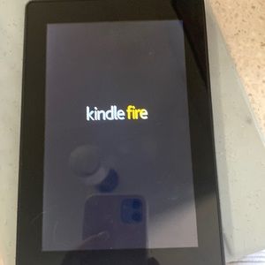 Kindle Fire HD series 3 with charger